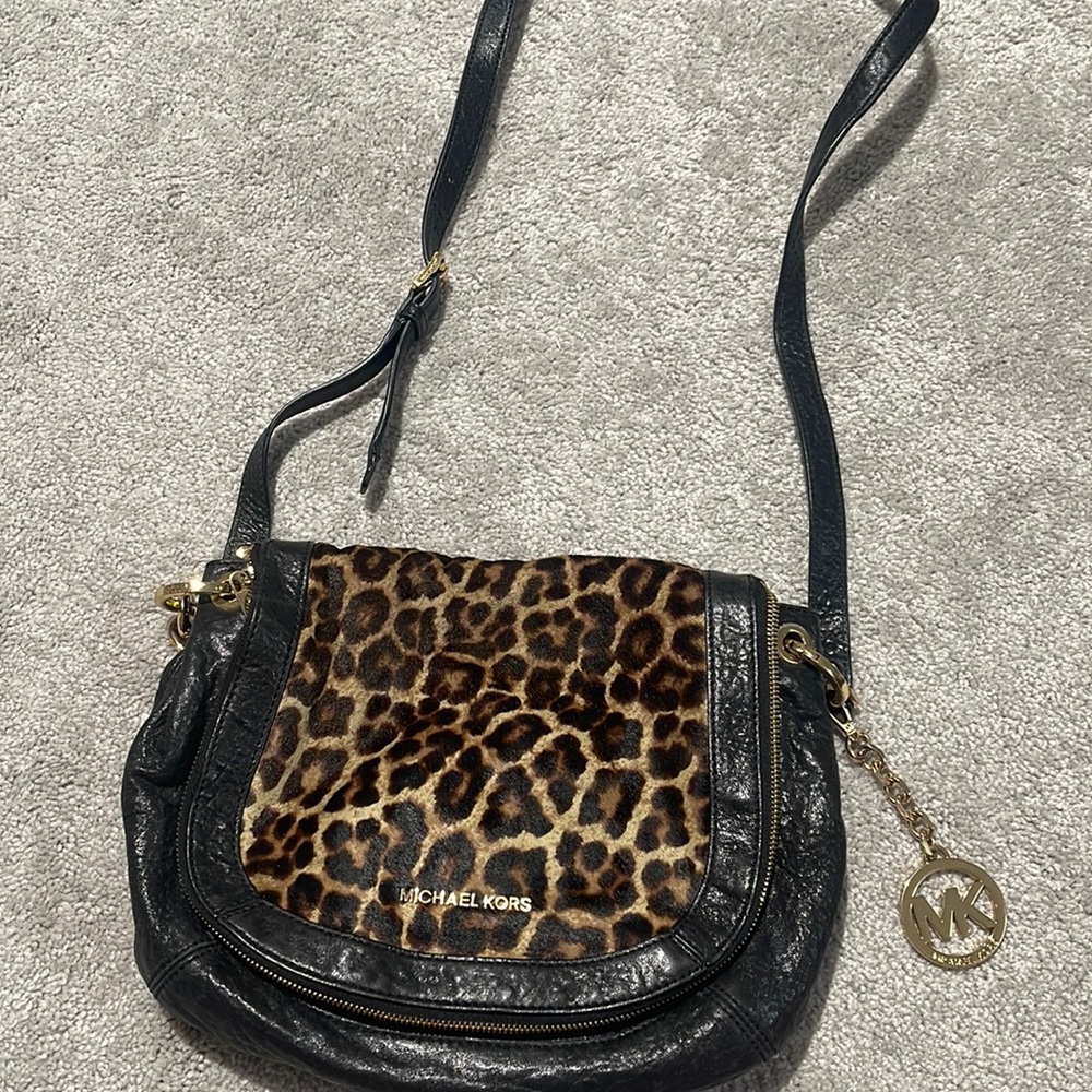 Michael Kors leopard purse